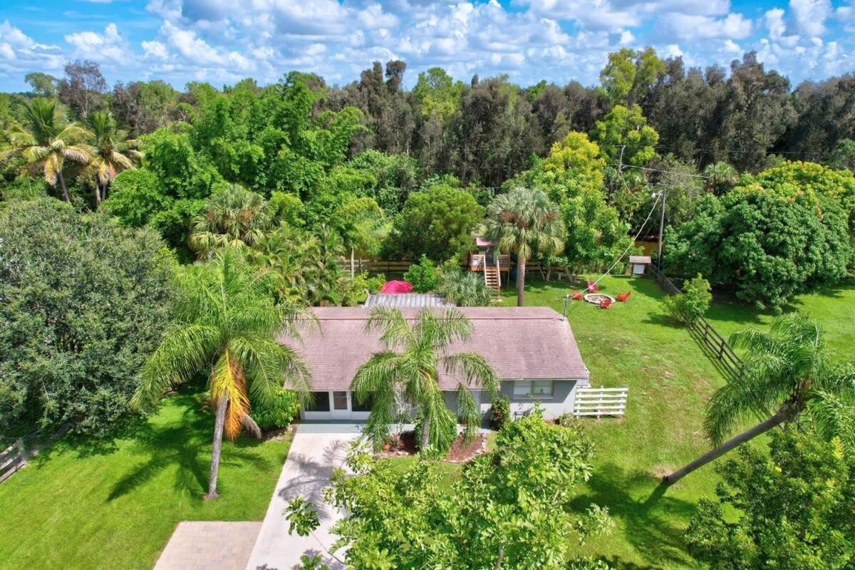 Super Private Home With Great Outdoor Space Bonita Springs Exterior photo