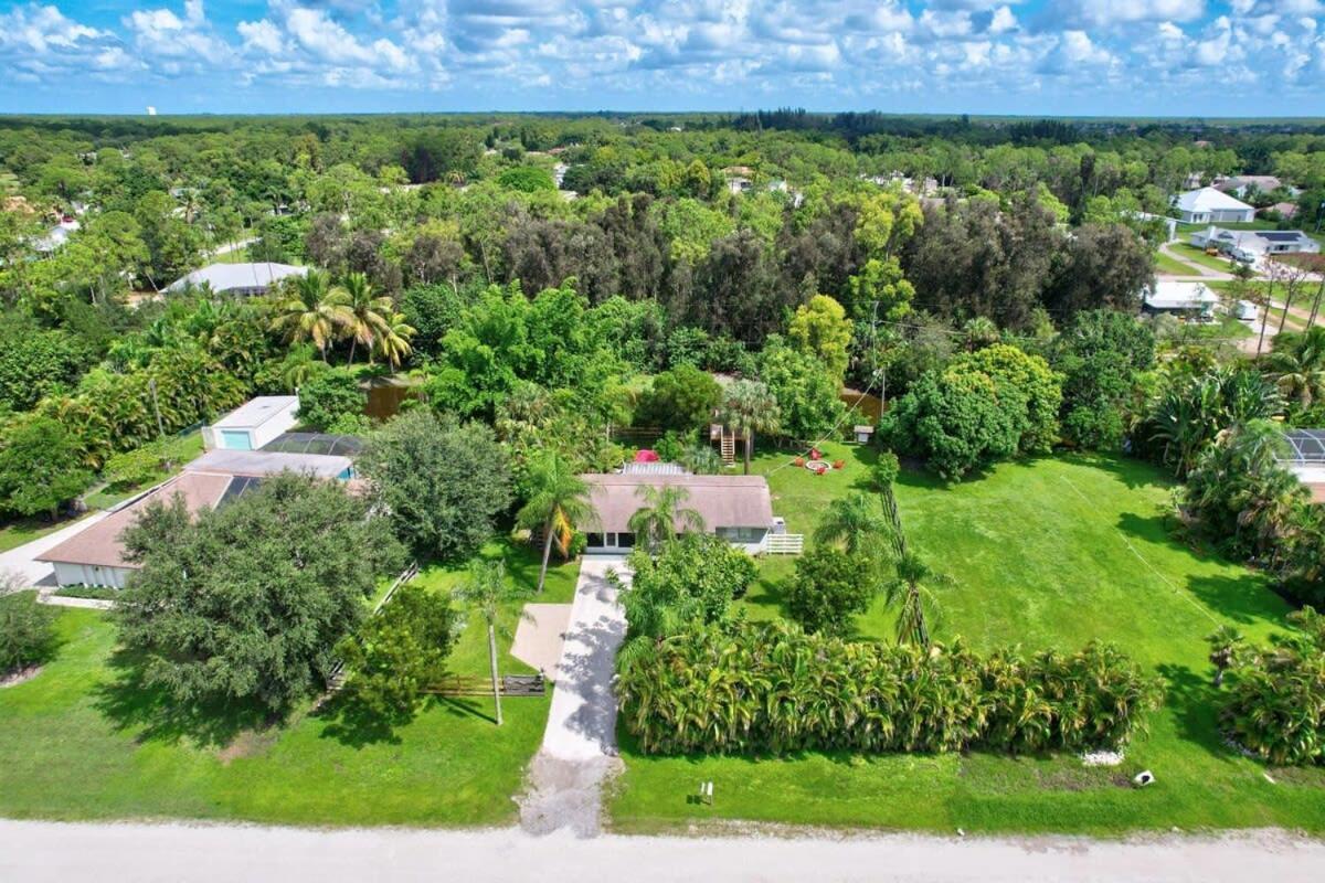 Super Private Home With Great Outdoor Space Bonita Springs Exterior photo