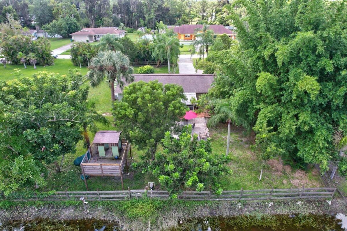 Super Private Home With Great Outdoor Space Bonita Springs Exterior photo